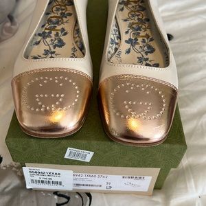 Gucci Flats worn once.